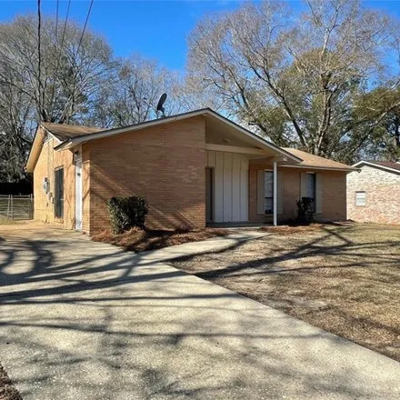 Rent this 3 bed house on 539 Placid Drive in Brassell Bottom, Montgomery
