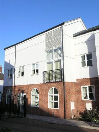 Rent this 2 bed apartment on Meadow Lane in Loughborough, LE11 1HZ