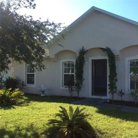 Buy this 4 bed house on 623 Fisher Court in Polk County, FL 34759