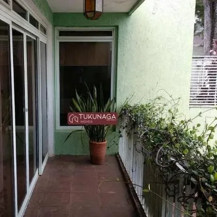 Buy this 5 bed house on Rua Sáo Joáo D'Aliança in Vila Galvão, Guarulhos - SP