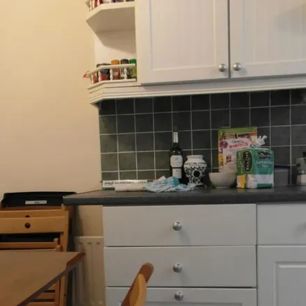 Image 1 - William Booth House, 1a Hind Grove, Bow Common, London, E14 6HT, United Kingdom - Apartment for rent