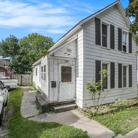 Buy this 3 bed house on 970 Watson Street Southwest in Grand Rapids, MI 49504