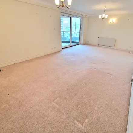 Image 7 - Green Park, 91 Manor Road, Bournemouth, BH1 3HR, United Kingdom - Apartment for rent