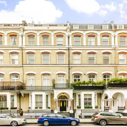Rent this 3 bed apartment on 14/18 Old Brompton Road in London, SW7 3DX