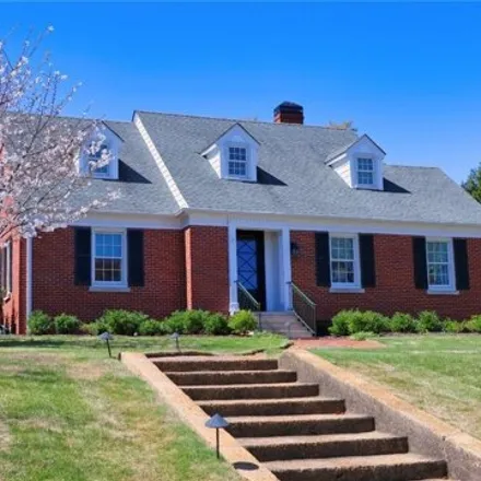 Buy this 4 bed house on 24 The Highlands in Beverley Heights, Tuscaloosa