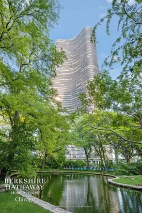 Buy this 2 bed condo on Lake Point Tower in 505 North Lake Shore Drive, Chicago