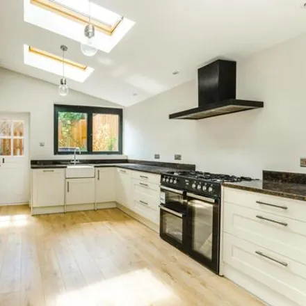 Rent this 2 bed house on 6 Park Road in Oakwood, London