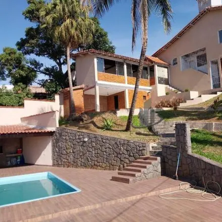 Buy this 2 bed house on Rua Jeferson Patriota in Jardim Suiça, Volta Redonda - RJ