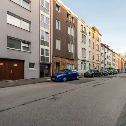 Rent this 1 bed apartment on Moltkestraße 88 in 47058 Duisburg, Germany