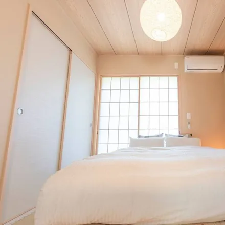 Rent this 2 bed house on Atami in 熱海停車場線, Taharahoncho
