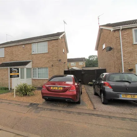 Rent this 3 bed duplex on Walgrave in Peterborough, PE2 5NR