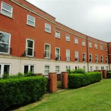 Rent this 4 bed townhouse on Cambrai Close in Lincoln, LN1 3UL