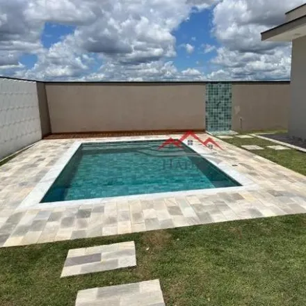Buy this 4 bed house on Rua Paulo Maretti in Vale Azul, Jundiaí - SP