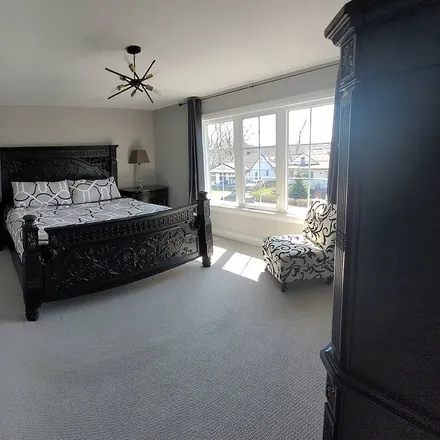 Rent this 4 bed house on Port Colborne in ON L3K 2K8, Canada