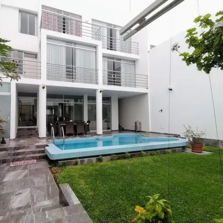 Buy this 5 bed house on Jirón Pilcomayo in Huanchaco 13000, Peru
