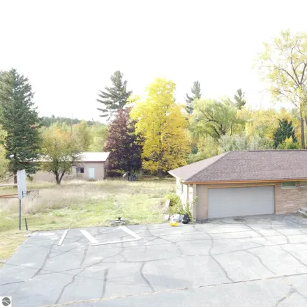Image 9 - Tawas Road, West Branch, West Branch Township, MI 48661, USA - House for sale