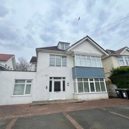 Rent this 2 bed apartment on 62 Stourcliffe Avenue in Bournemouth, Christchurch and Poole