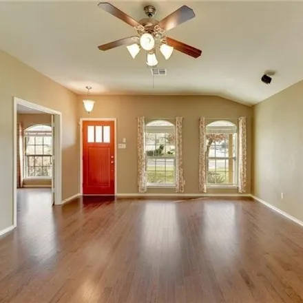 Image 3 - 18804 Alnwick Castle Drive, Pflugerville, TX 78660, USA - House for rent