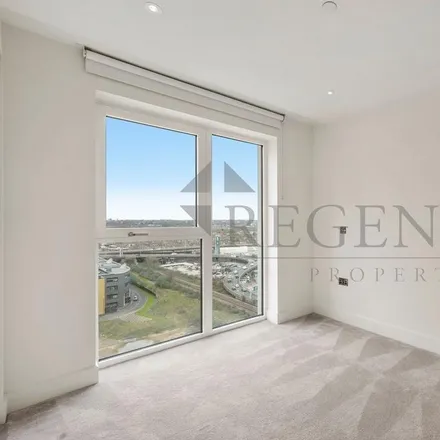 Image 5 - Lincoln, Fountain Park Way, London, W12 7NP, United Kingdom - Apartment for rent