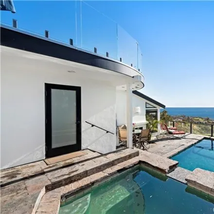 Image 2 - 3253 Alta Laguna Boulevard, Top of the World, Laguna Beach, CA 92651, USA - House for rent