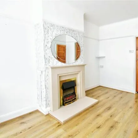 Image 3 - Cherry Lane, Liverpool, L4 8SF, United Kingdom - Townhouse for rent