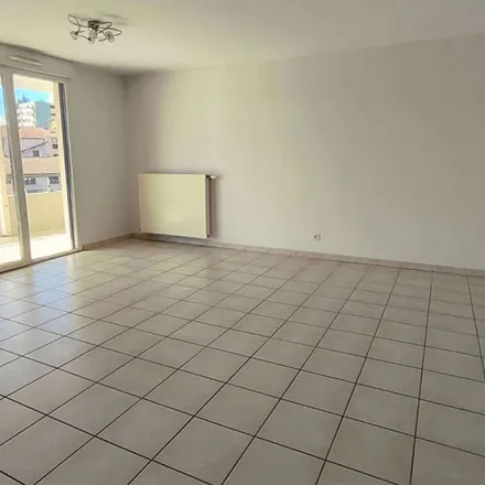 Rent this 3 bed apartment on 9 Place Général Leclerc in 38500 Voiron, France