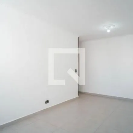 Rent this 2 bed apartment on Rua Doutor Assis Ribeiro 4398 in Jardim Danfer, São Paulo - SP