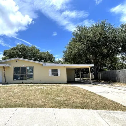 Rent this 4 bed house on 464 Rutgers Avenue in Melbourne, FL 32901