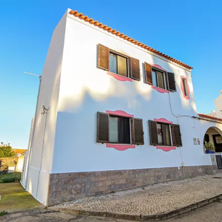 Buy this 4 bed townhouse on Clube Vila Rosa in Beco dos Mosaicos Romanos, 8500-823 Portimão