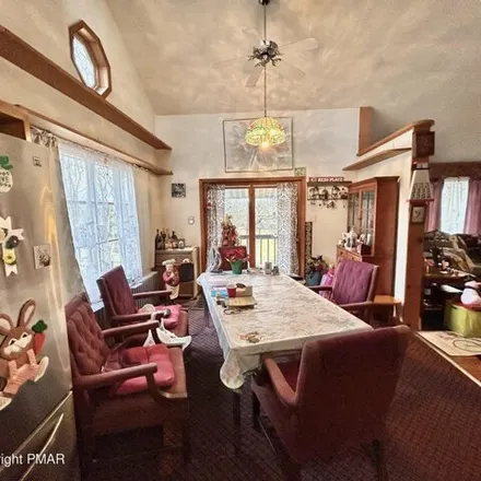 Image 7 - 477 Flagstaff Road, Hacklebernie, Mahoning Township, PA 18235, USA - House for sale