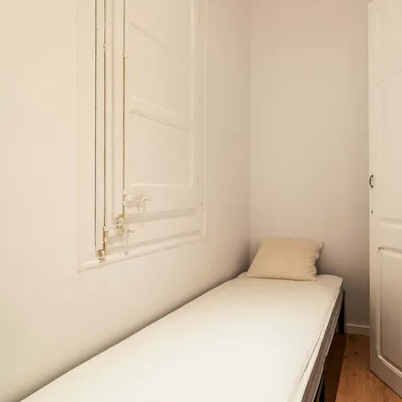Image 2 - Carrer de Roc Boronat, 57, 08005 Barcelona, Spain - Apartment for rent