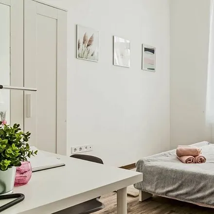 Rent this 5 bed room on Budapest in Thököly út 5, 1076
