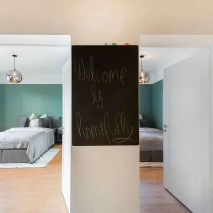 Rent this 7 bed apartment on La Scuderia in Feuerbachstraße 23, 60325 Frankfurt