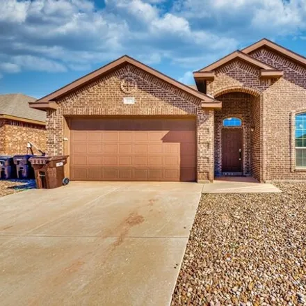 Rent this 3 bed house on Legends/Legacy Path in Midland, TX 77906