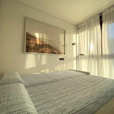 Rent this 3 bed apartment on Avilés (Renfe) in Estación de Avilés, 33400 Avilés