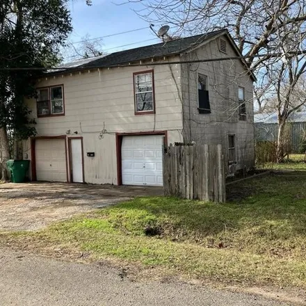 Buy this 5 bed house on 216 West 4th Street in Sweeny, TX 77480