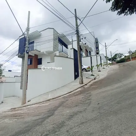 Buy this 3 bed house on unnamed road in Recanto da Mata, Juiz de Fora - MG