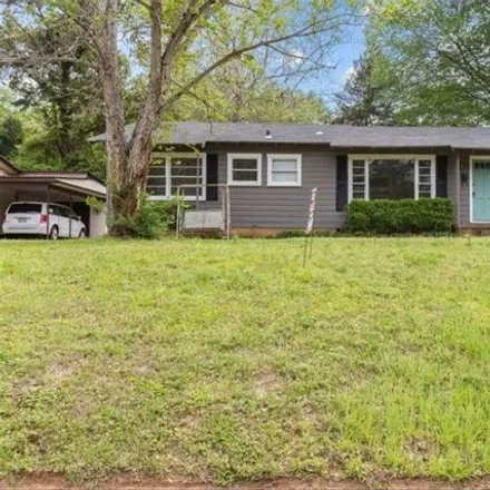 Buy this 4 bed house on 1088 East Brazos Street in Palestine, TX 75801