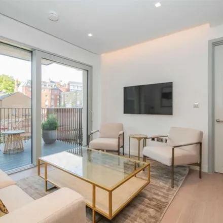 Image 5 - Garrett Mensions, Broadley Street, London, NW8 8AY, United Kingdom - Apartment for rent