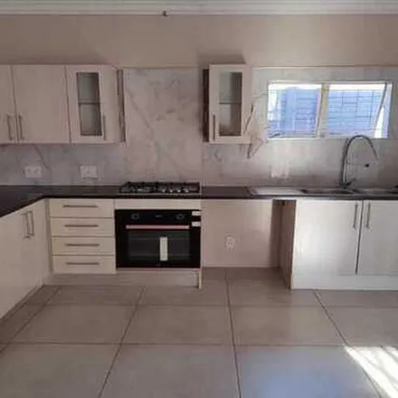 Rent this 1 bed apartment on 88 Highcliff Way in Valeriedene, Johannesburg