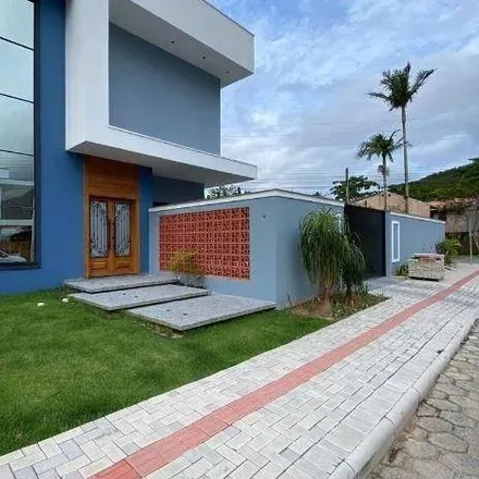 Buy this 3 bed house on Rua Maria Benta da Silva Cabral in Vila Nova, Porto Belo - SC
