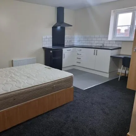 Rent this studio apartment on London Road in Leicester, Leicestershire