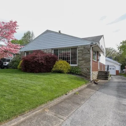 Buy this 4 bed house on 2311 Chestnut Avenue in Ardmore Park, Haverford Township