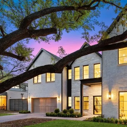 Buy this 6 bed house on 7006 Greentree Lane in Rawlins, Dallas