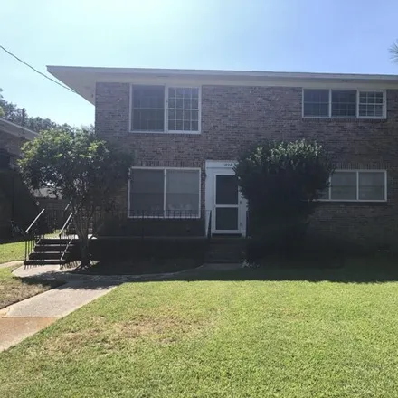 Rent this 2 bed house on 273 3rd Avenue in Charleston, SC 29403