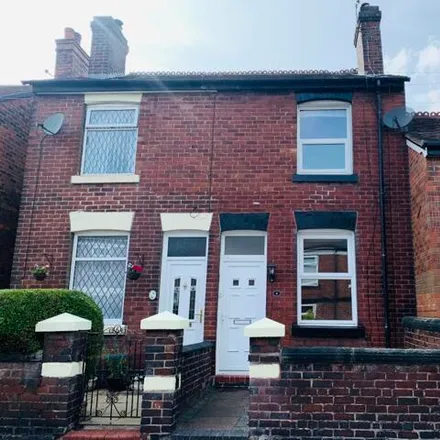Rent this 2 bed house on Queen Street in Newcastle-under-Lyme, ST5 8PJ