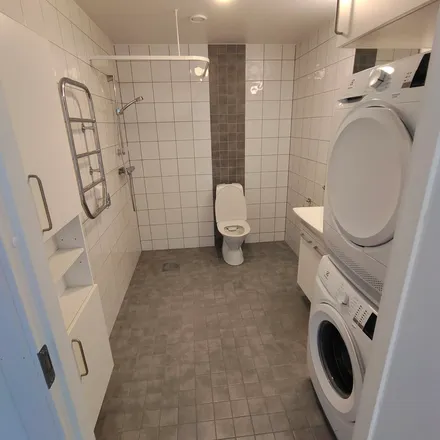 Rent this 2 bed apartment on Poliskroken 5A in 241 32 Eslöv, Sweden