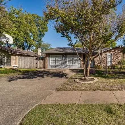 Buy this 3 bed house on 1913 Spanish Trail in Irving, TX 75060