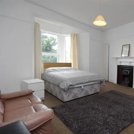 Image 5 - 57 Lisson Grove, Plymouth, PL4 7DN, United Kingdom - House for rent