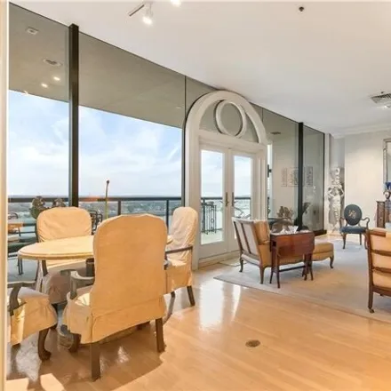 Image 6 - The Outlet Collection at Riverwalk, 500 Port of New Orleans Place, New Orleans, LA 70130, USA - Condo for sale